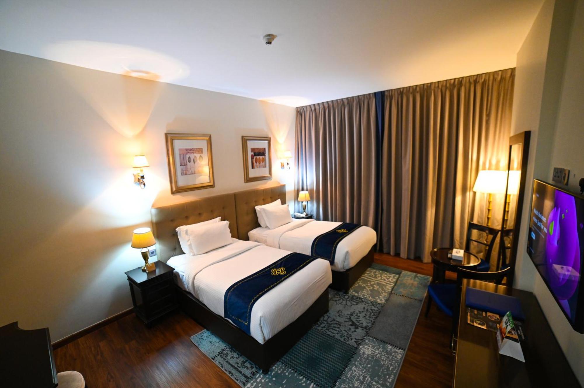 Seven Seas Hotel Дубай Экстерьер фото