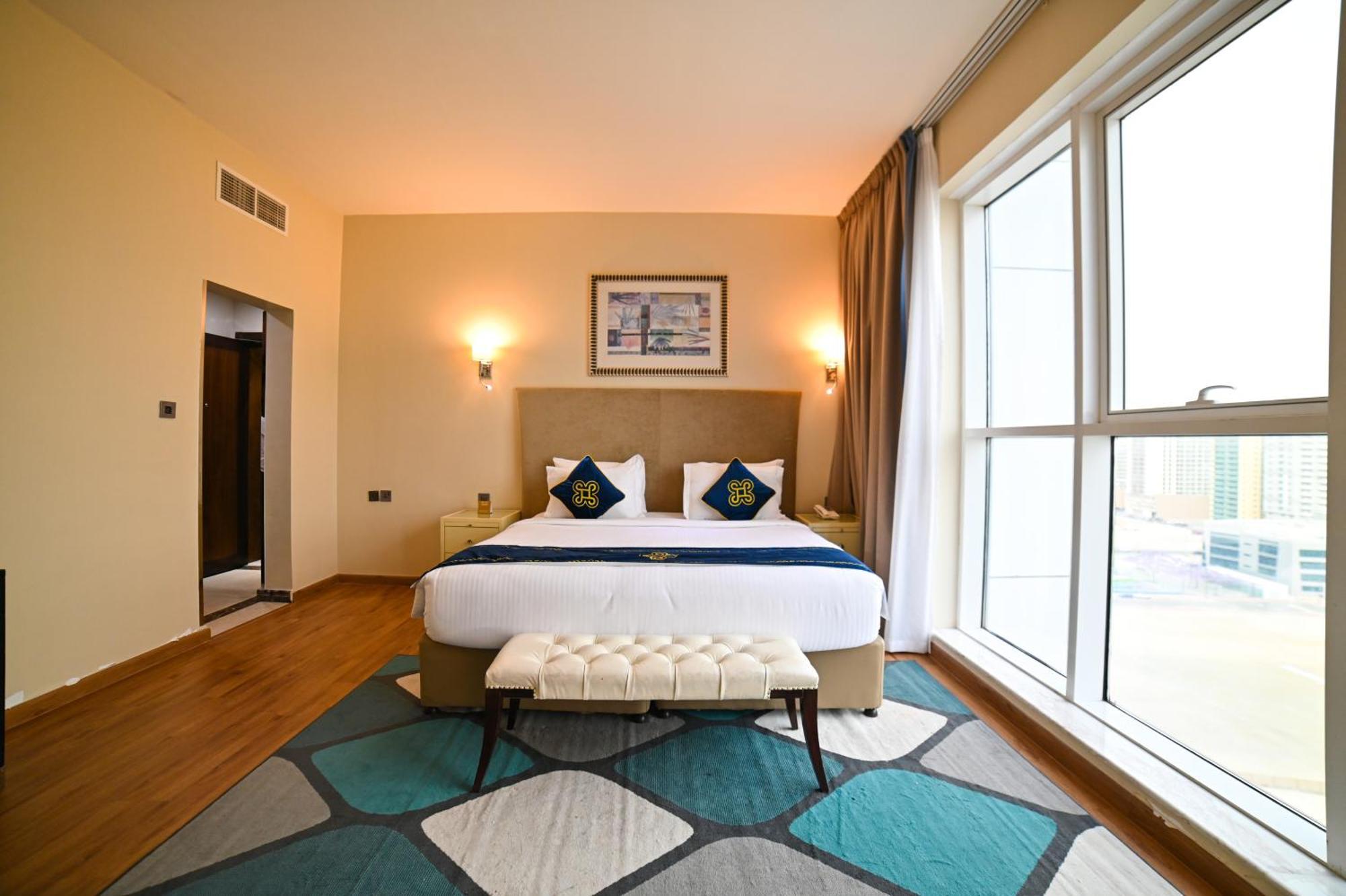 Seven Seas Hotel Дубай Экстерьер фото