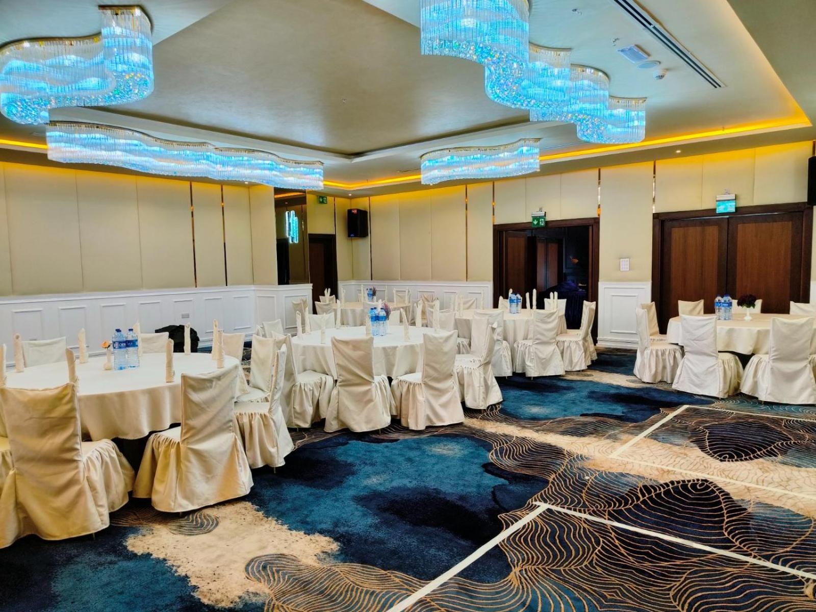 Seven Seas Hotel Дубай Экстерьер фото